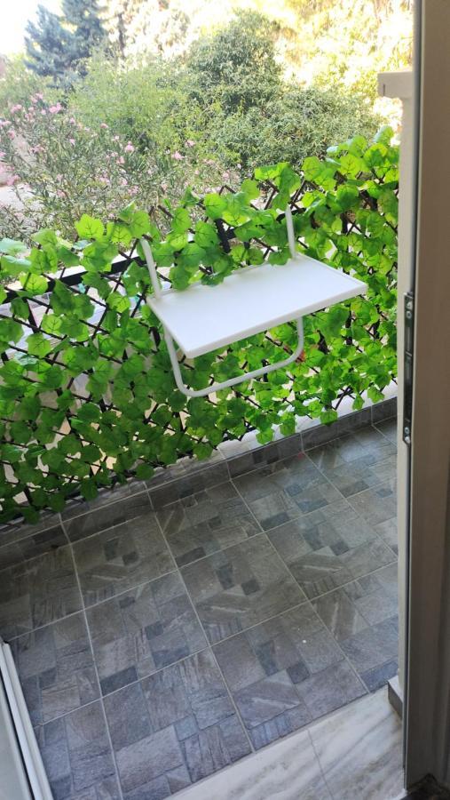 Small Luxury Apartment Anavyssos Exterior foto