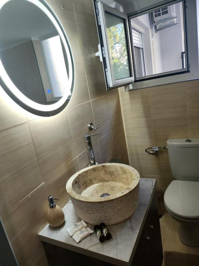 Small Luxury Apartment Anavyssos Exterior foto